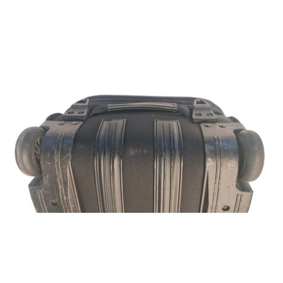 Kirkland Signature Black 22” Upright Expandable Wheeled Carry On Suitcase 515223 - Picture 8 of 15